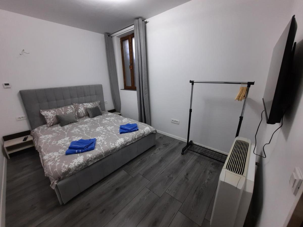 דירות בראשוב House Side By Side מראה חיצוני תמונה
