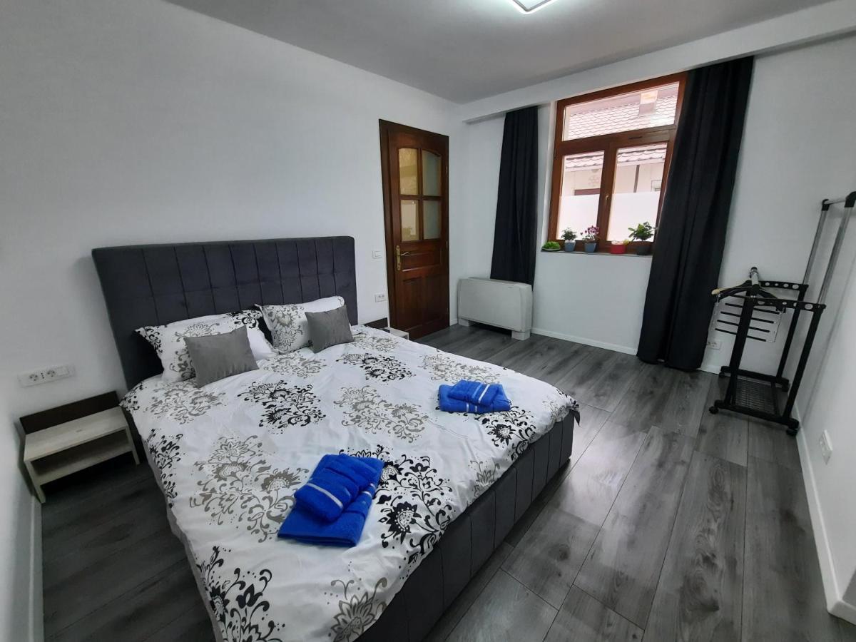 דירות בראשוב House Side By Side מראה חיצוני תמונה