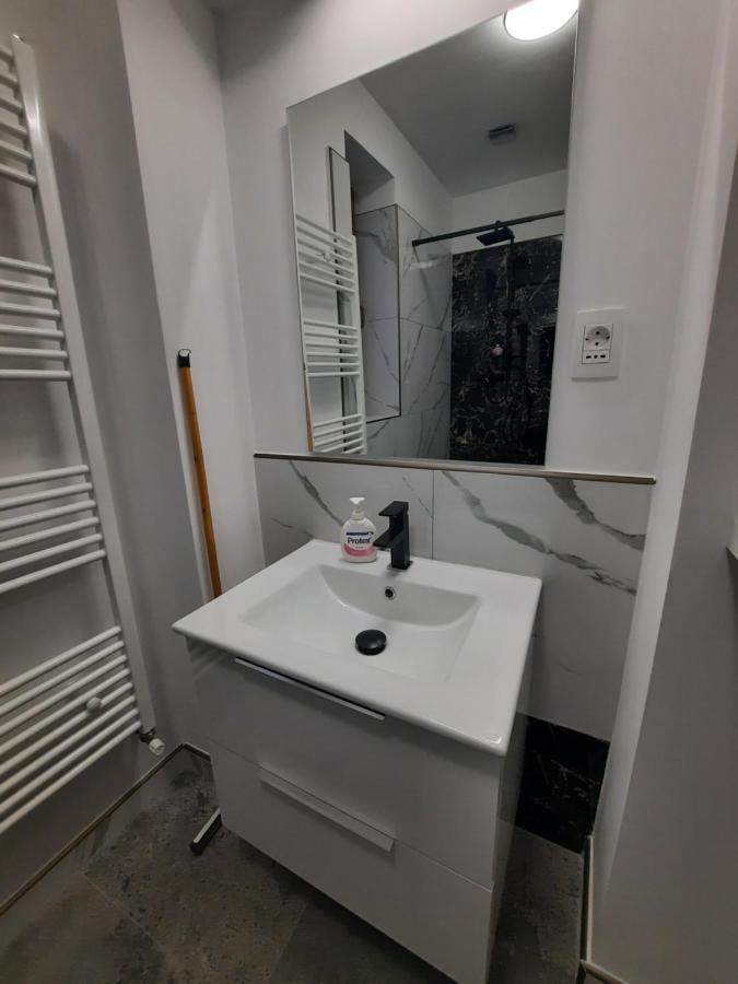 דירות בראשוב House Side By Side מראה חיצוני תמונה