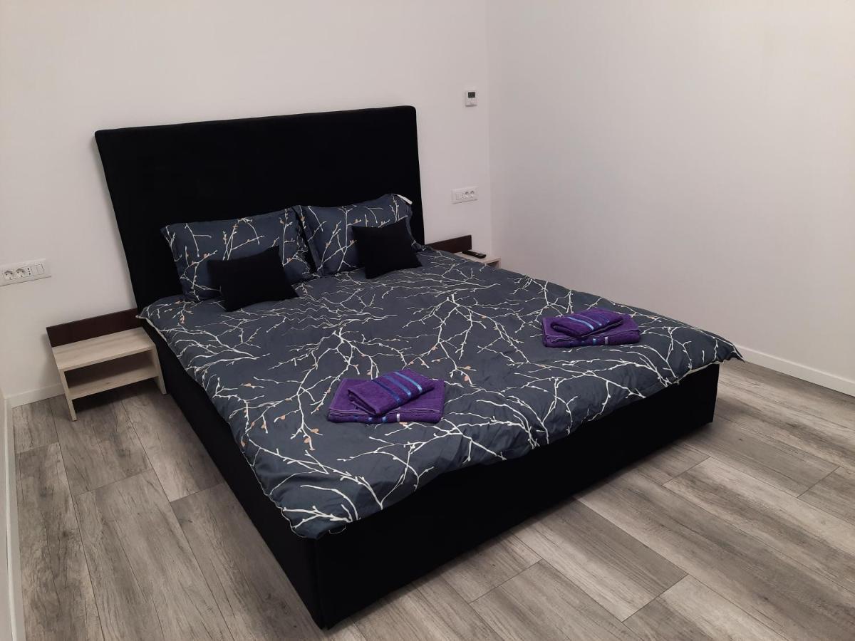 דירות בראשוב House Side By Side מראה חיצוני תמונה